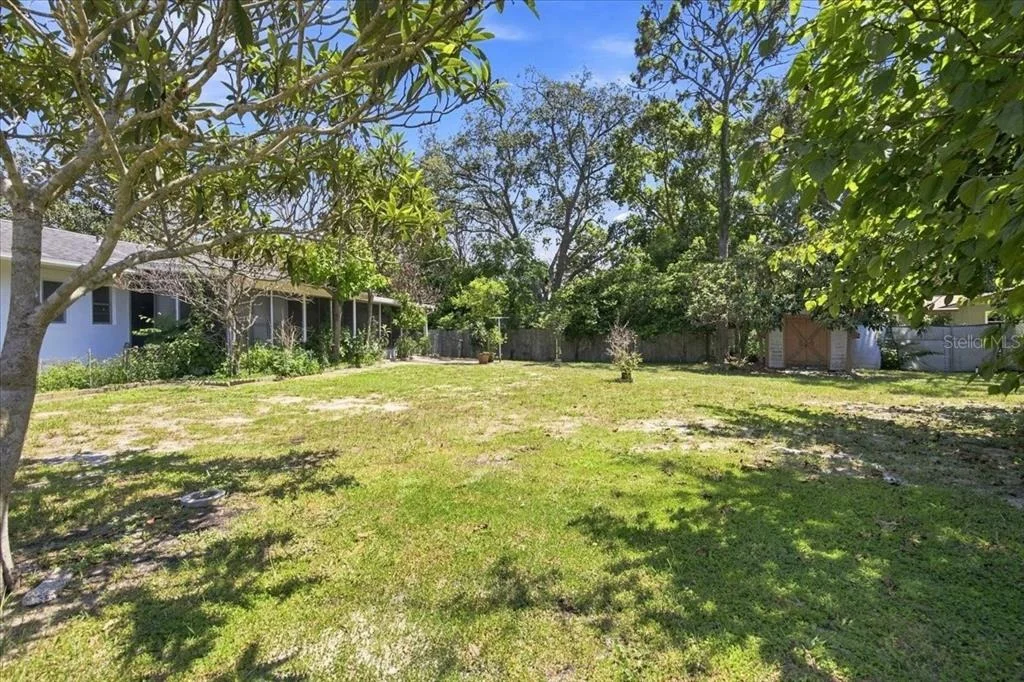 Photo of 7222 HOLIDAY DRIVE