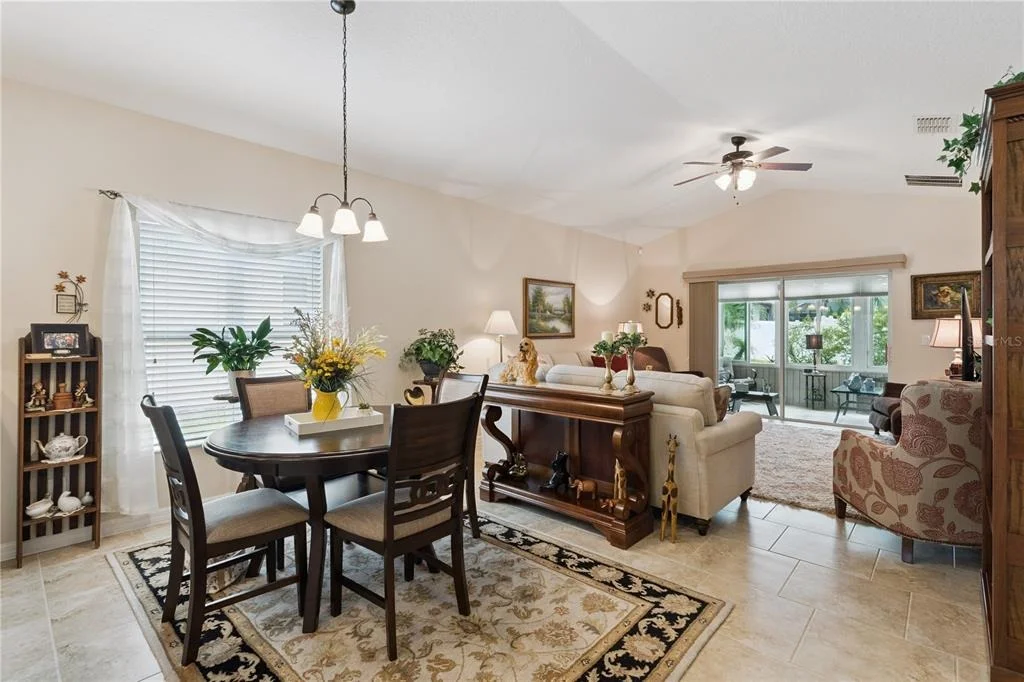 Photo of 518 CADIZ LOOP