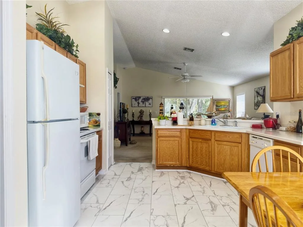 Photo of 259 CENTER OAK CIRCLE