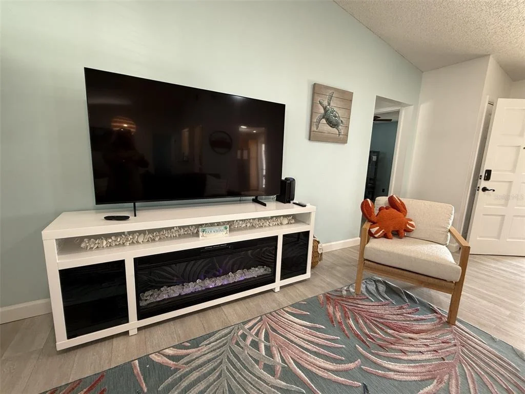 Photo of 10026 83RD CIRCLE
