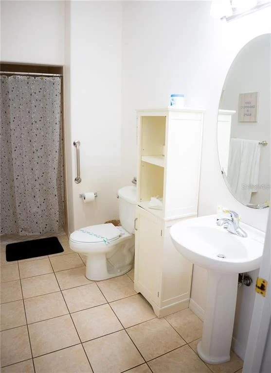 Photo of 416 VISTA LOOP
