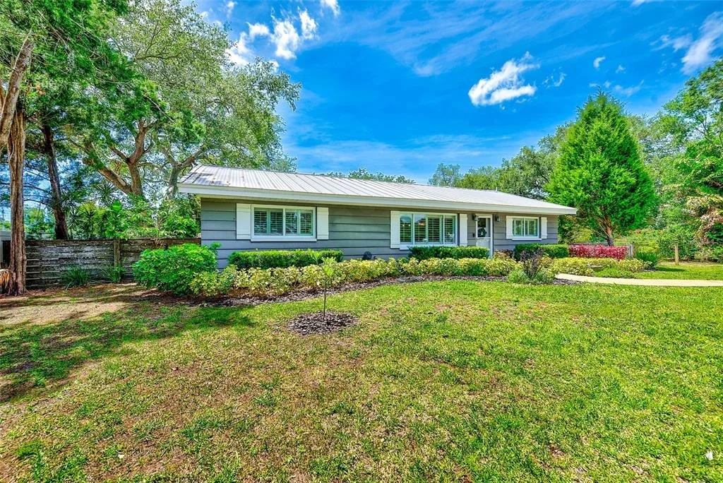 Photo of 175 RIVIERE ROAD