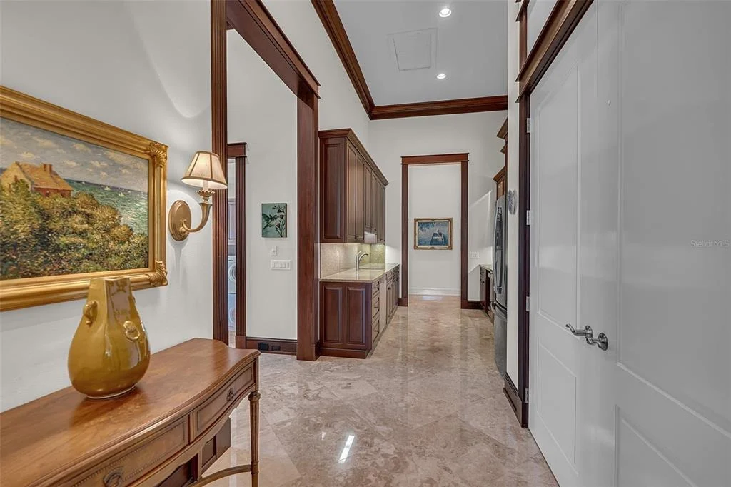Photo of 8132 SANDERLING ROAD