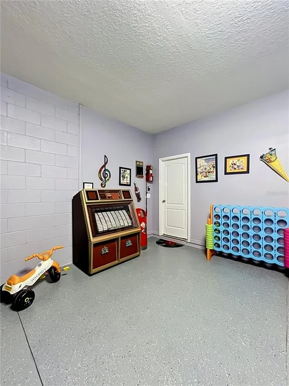 Photo of 7647 OAKMOSS LOOP