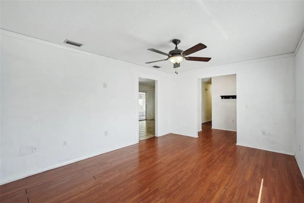 Photo of 503 HOLT CIRCLE