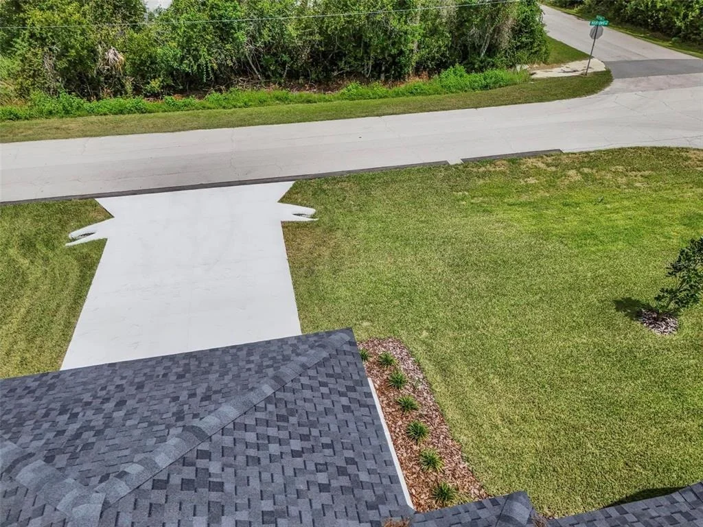 Photo of 52 ROXBORO DRIVE