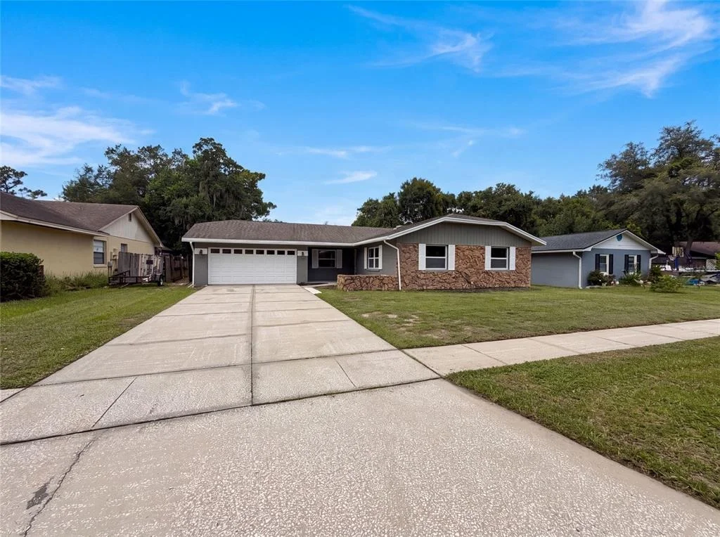 Photo of 963 SEQUOIA DRIVE