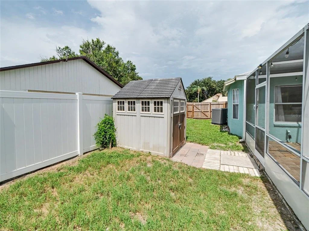 Photo of 23513 BELLAIRE LOOP