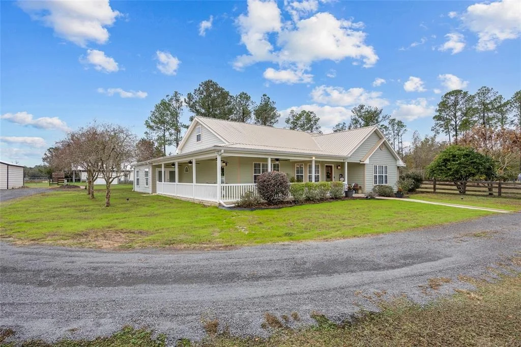 Photo of 6864 NW COUNTY ROAD 229A