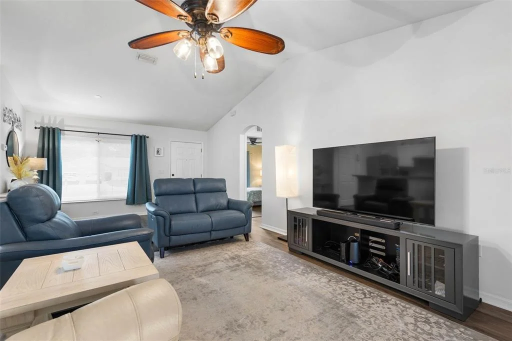 Photo of 72 BURROUGHS DRIVE