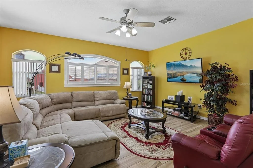 Photo of 3542 CONIFER LOOP