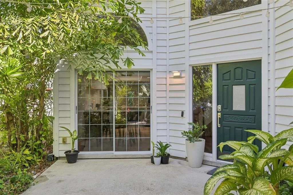 Photo of 6704 ARBOR OAKS DRIVE