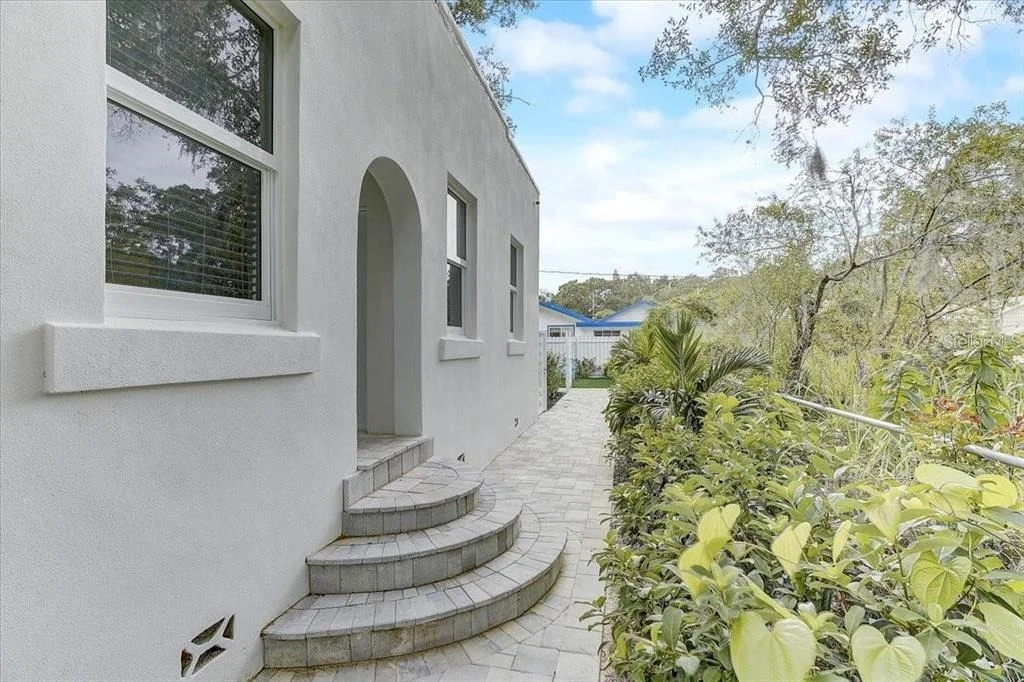 Photo of 1862 6TH STREET