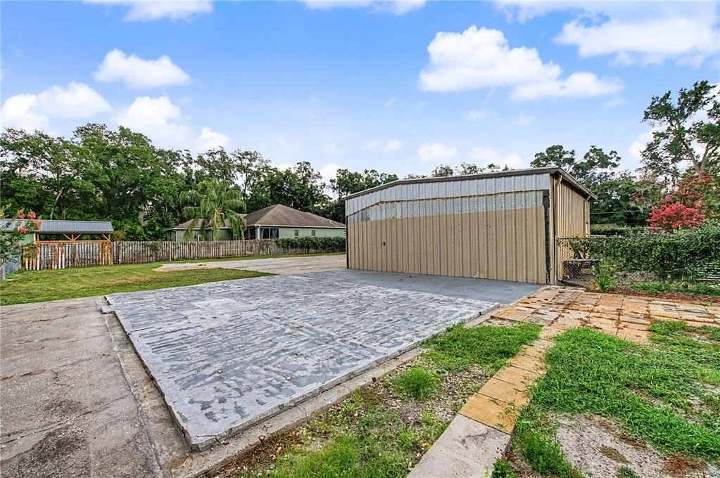 Photo of 2216 PINECREST DRIVE