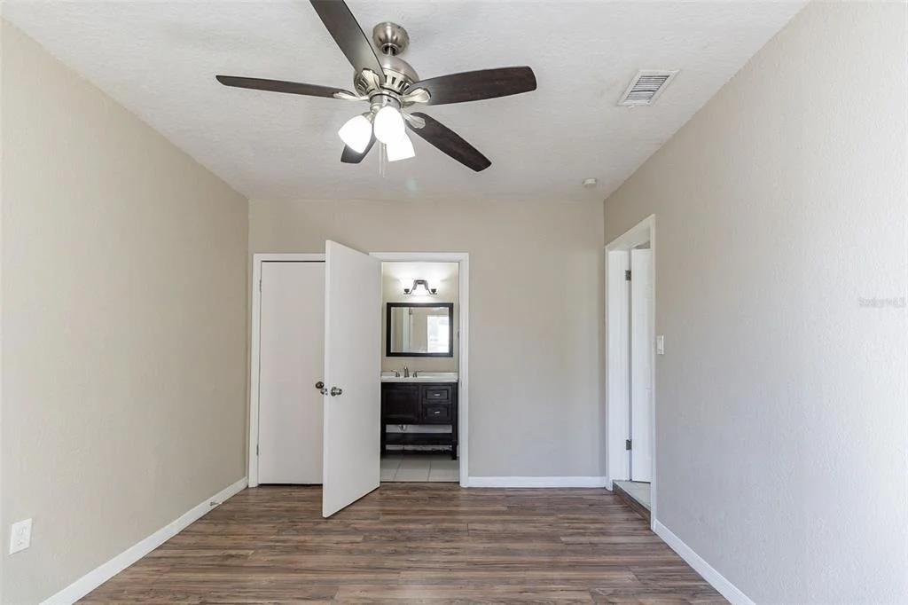 Photo of 4933 BALBOA DRIVE