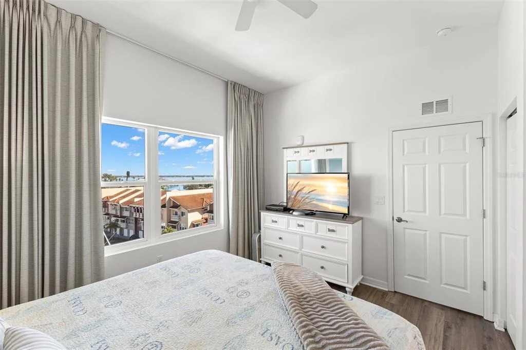 Photo of Unit 1605 at 13101 GULF BOULEVARD