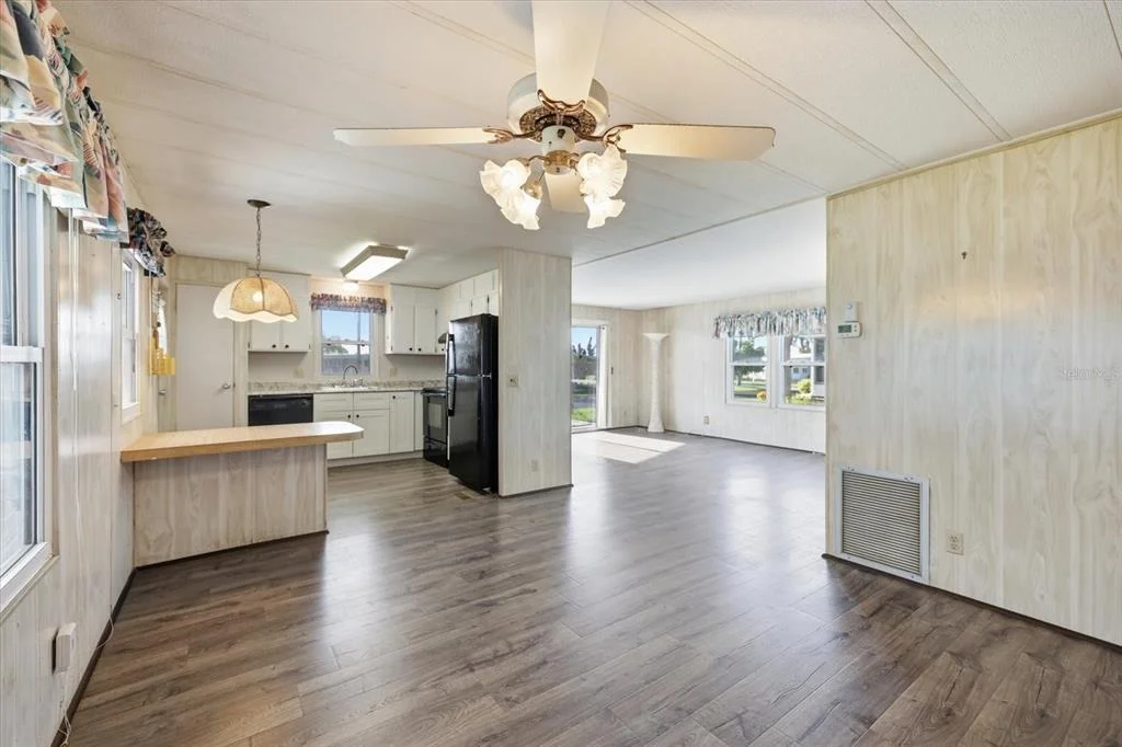 Photo of 129 NAUTICAL DRIVE