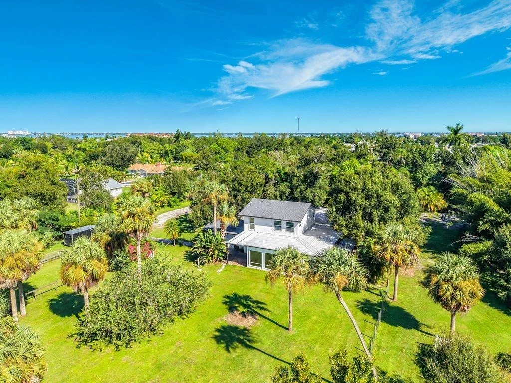 Photo of 1409 LAVILLA ROAD