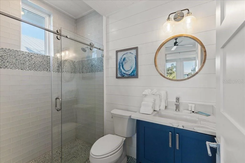 Photo of 239 S HARBOR DRIVE