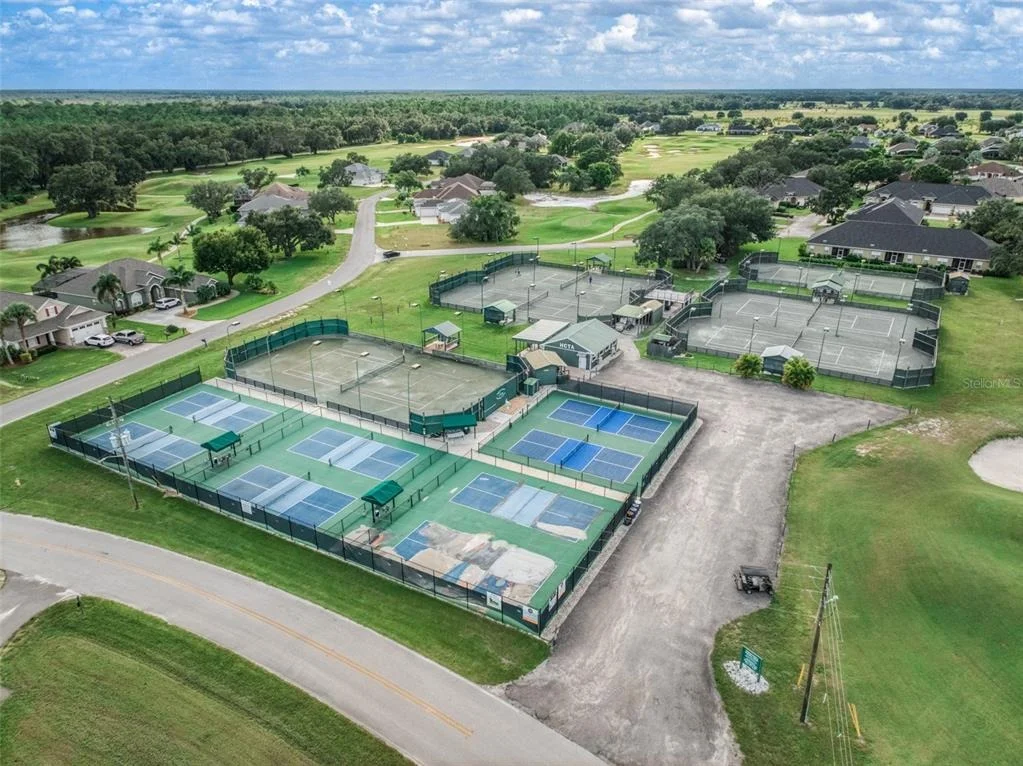 Photo of 5092 STRAFFORD OAKS DRIVE