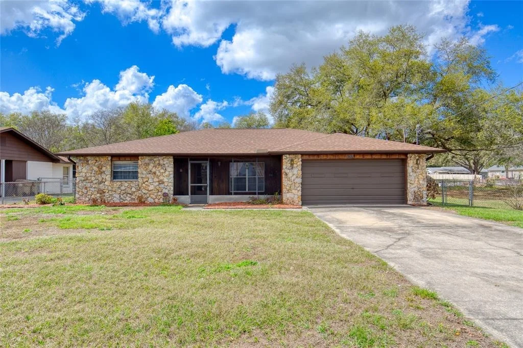 Photo of 27727 LOIS DRIVE