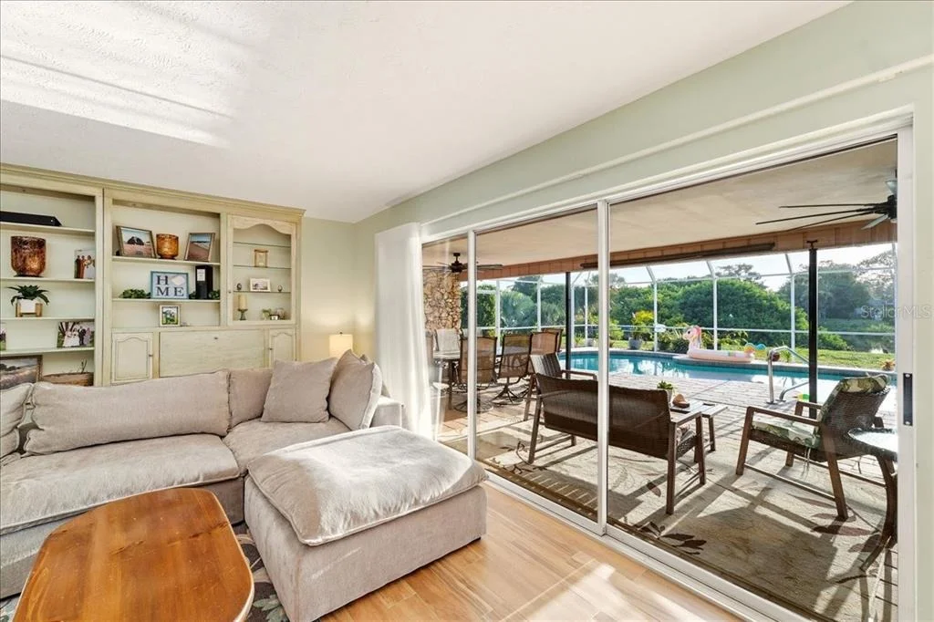 Photo of 413 SIGNORELLI DRIVE