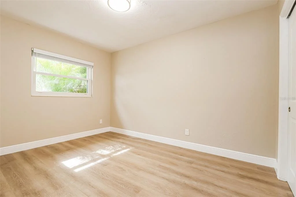Photo of 10293 SATSUMA ROAD