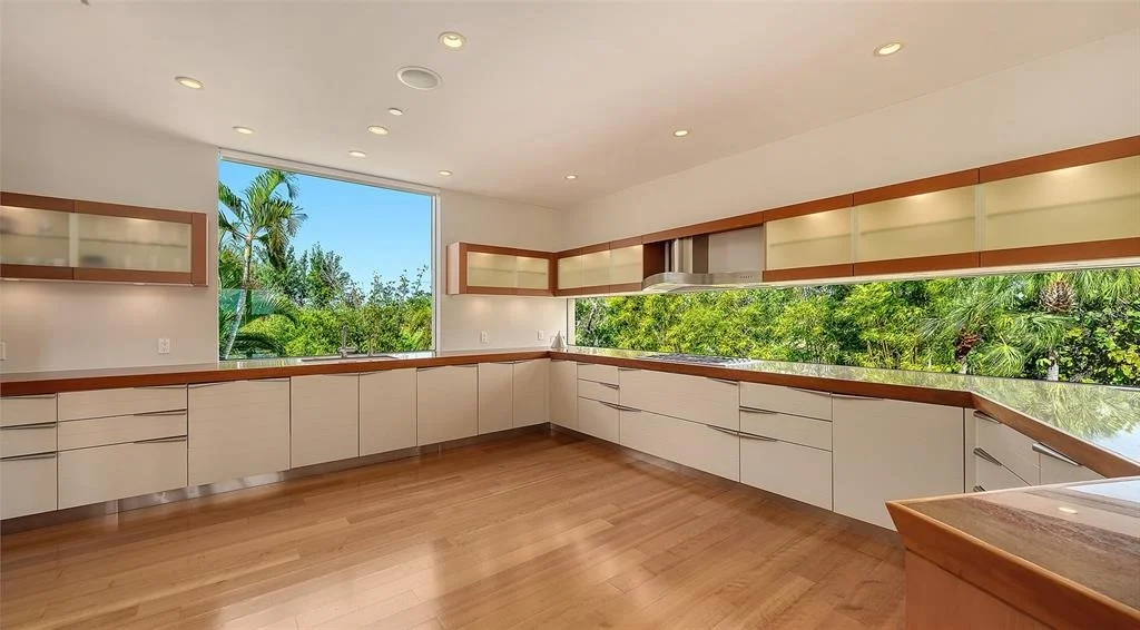 Photo of 6610 GULF OF MEXICO DRIVE