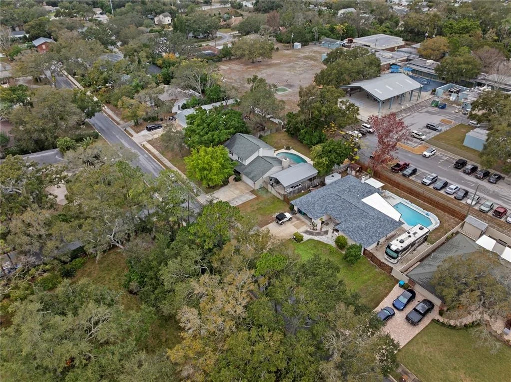 Photo of 1437 GLENVIEW ROAD