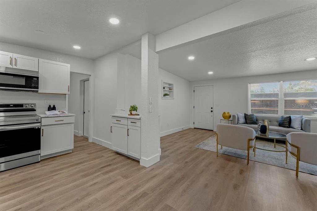 Photo of 849 LOGAN DRIVE