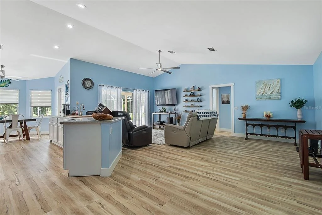 Photo of 62 BAYSIDE DRIVE