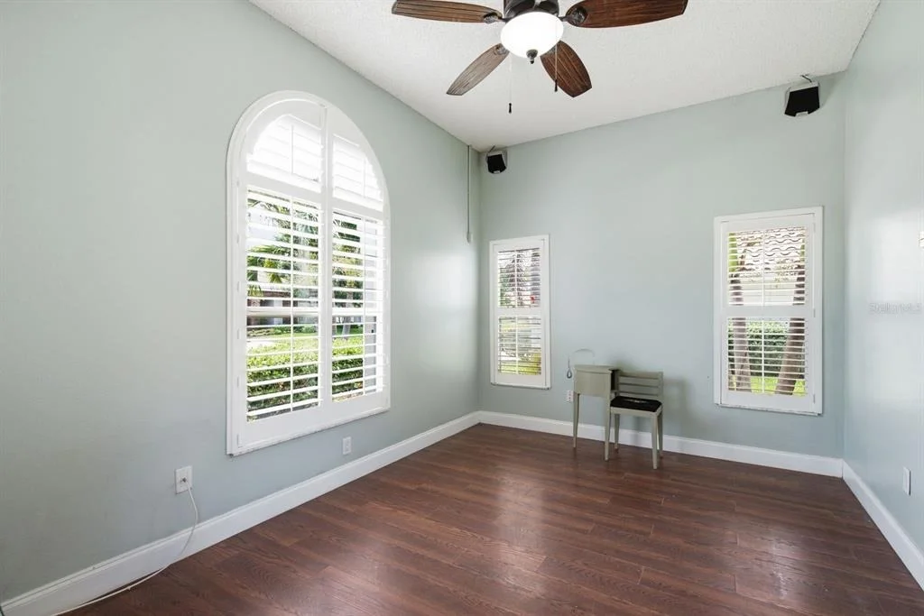 Photo of 141 OLD OAK CIRCLE