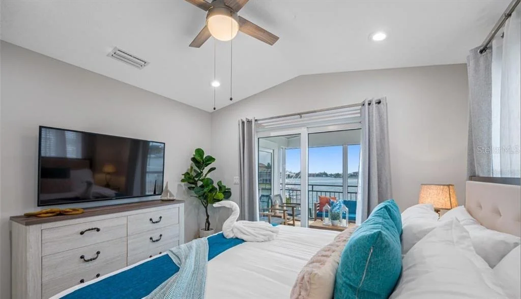 Photo of 4545 HARBOR HILLS DRIVE