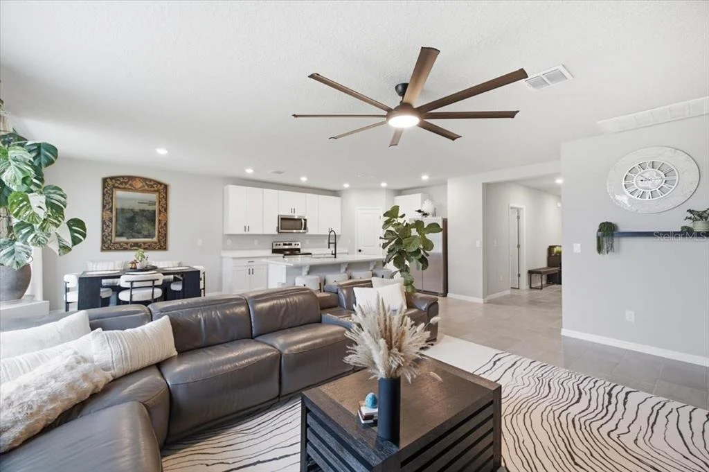 Photo of 10119 DAYBREAK GLEN
