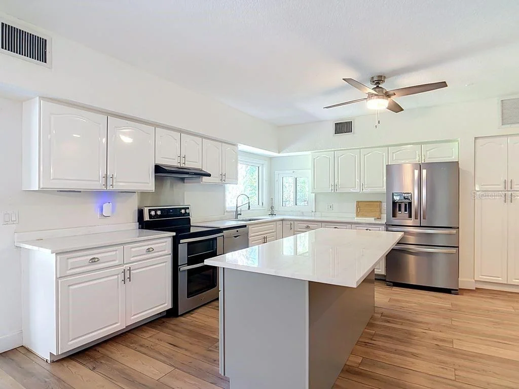 Photo of 1409 LAVILLA ROAD