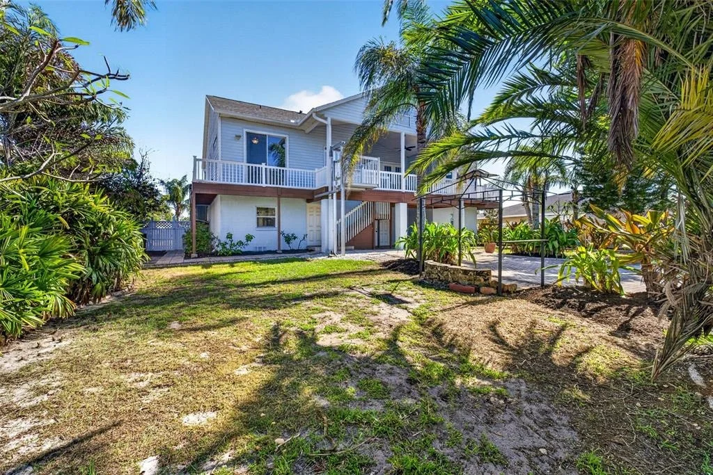 Photo of 821 BLUE HERON BOULEVARD
