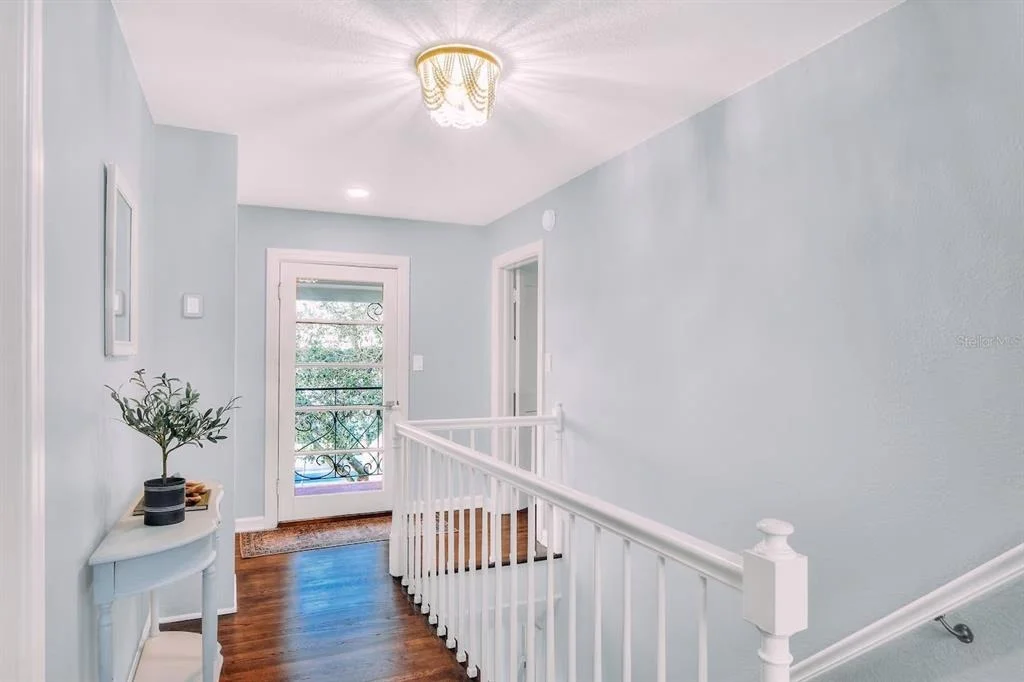 Photo of 1302 LAKE ELBERT DR SE