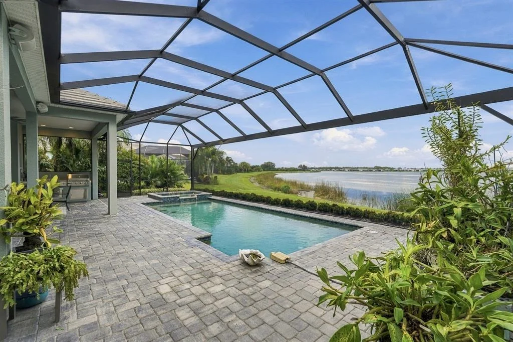 Photo of 8083 WATERBEND TRAIL