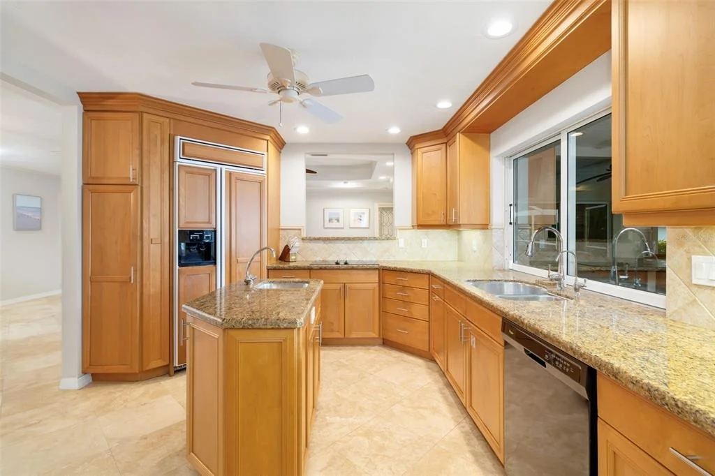 Photo of 565 COMMONWEALTH PLACE