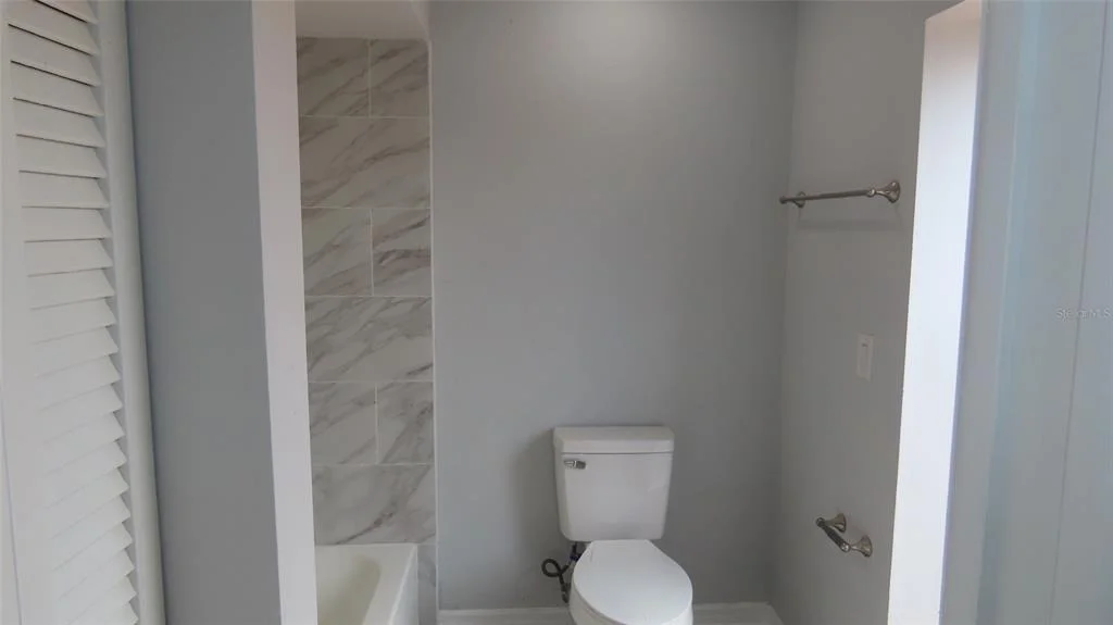 Photo of 807 NECTAR ROAD