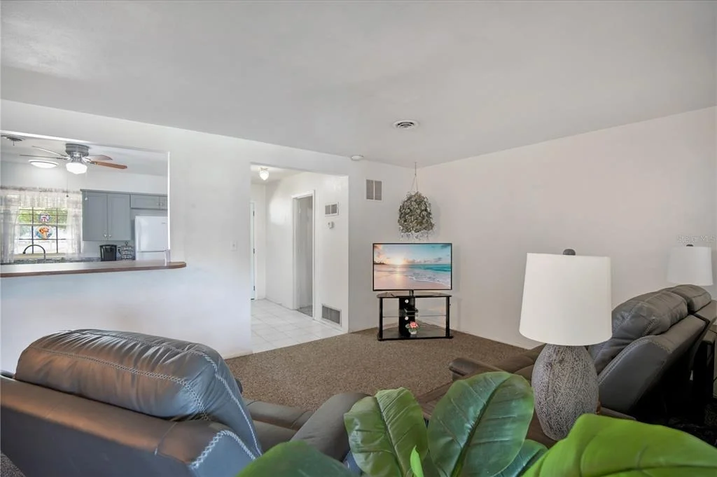 Photo of 309 VIHLEN ROAD