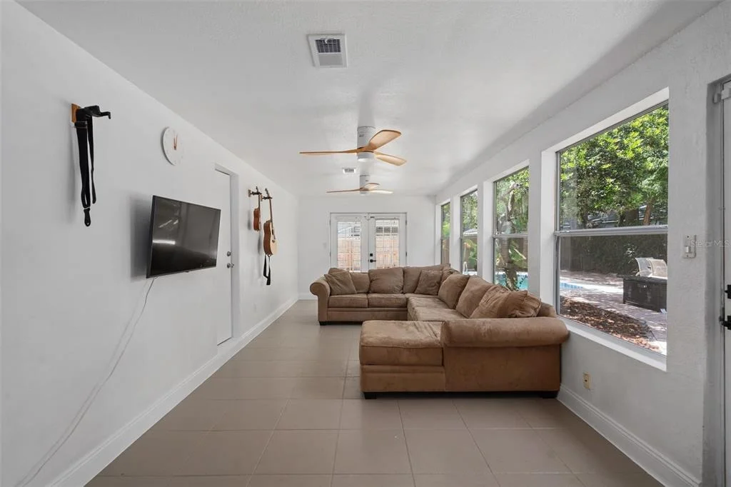 Photo of 1055 DRUID DRIVE
