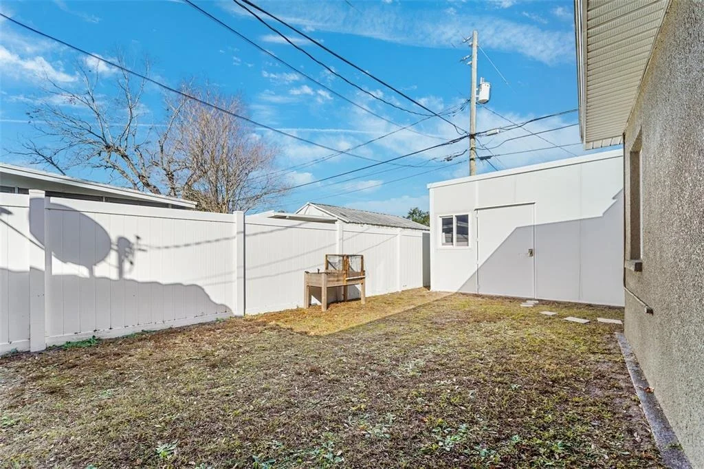 Photo of 3595 FLORAL DRIVE