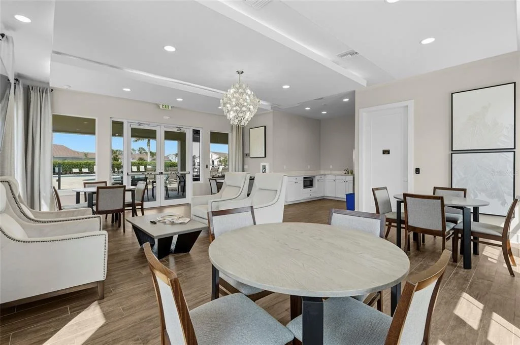 Photo of 617 MISTIFLOWER CIRCLE