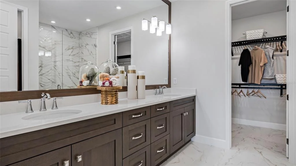 Photo of 1732 POINT GRACE ROAD