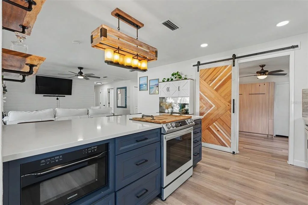Photo of 2061 FAIR OAK DRIVE