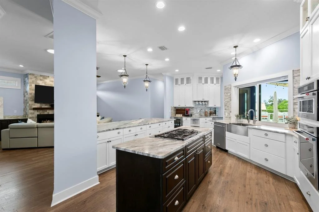 Photo of 704 EAGLE LANE