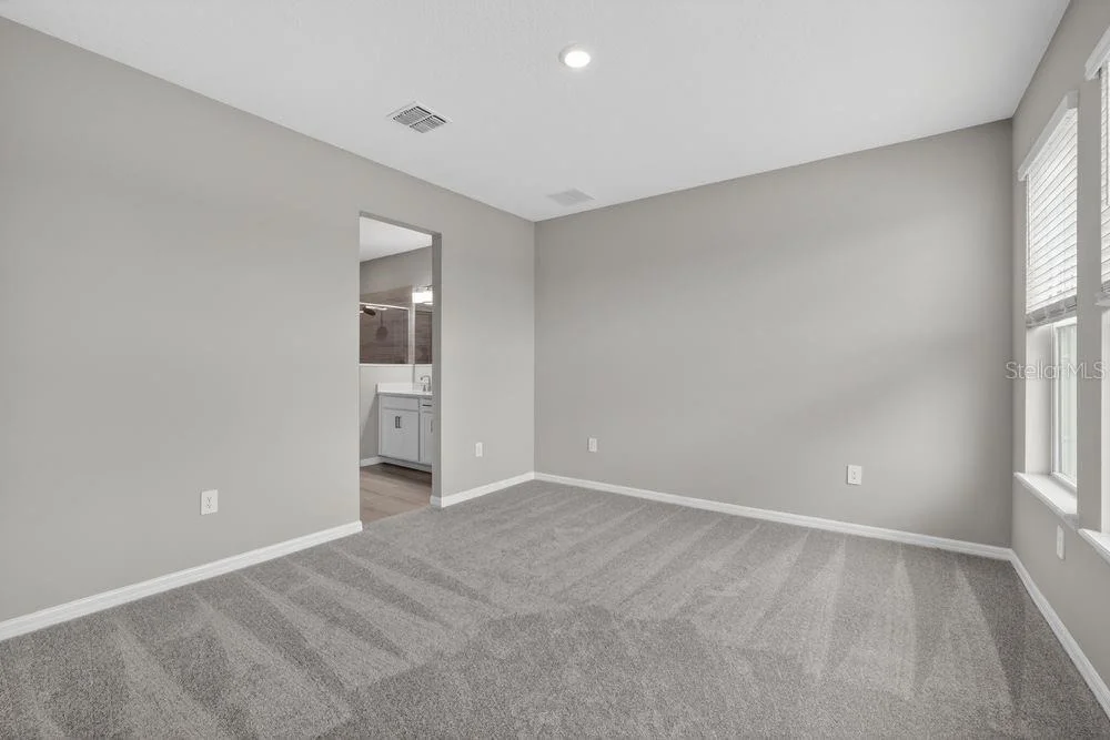 Photo of 13419 COMMONS AVENUE