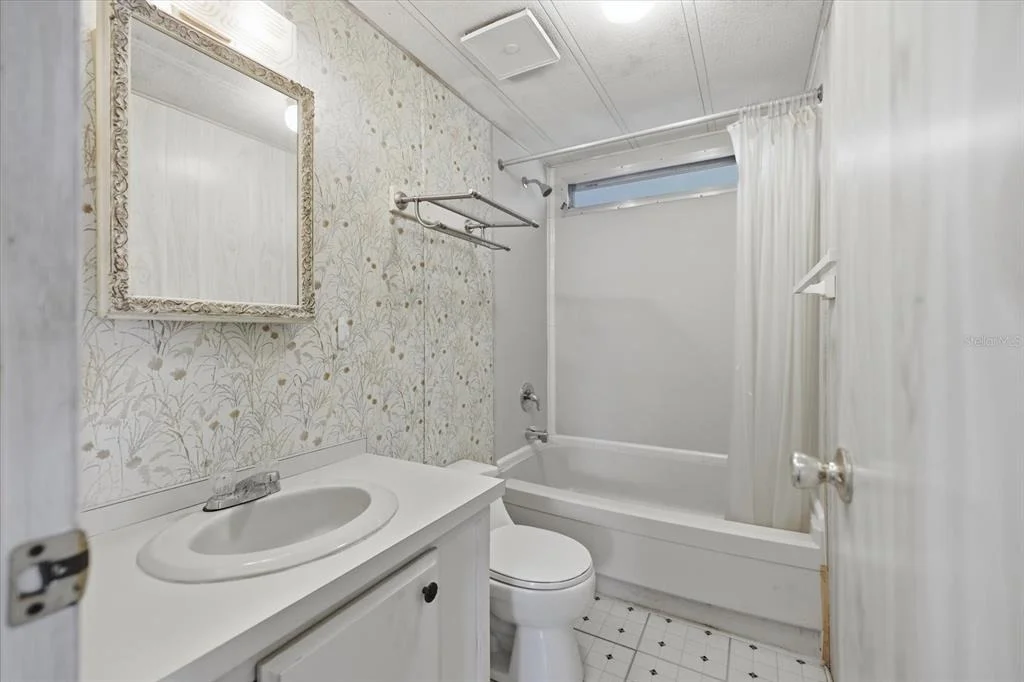 Photo of 129 NAUTICAL DRIVE