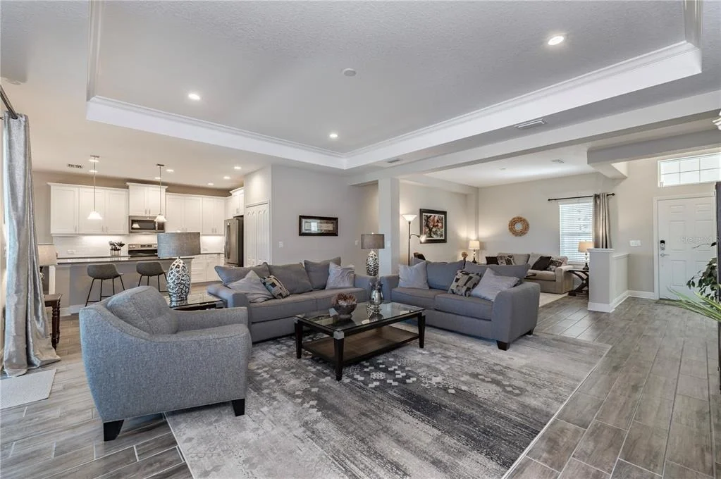 Photo of 1117 THORNBURY DRIVE
